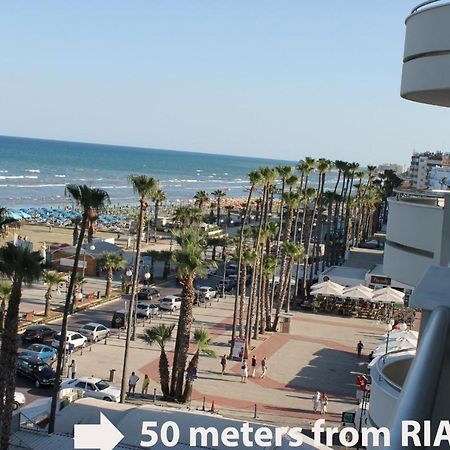 Mama Seaside Apartment Larnaca Extérieur photo
